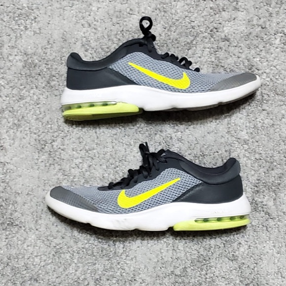 Nike Sneakers - Picture 3 of 4